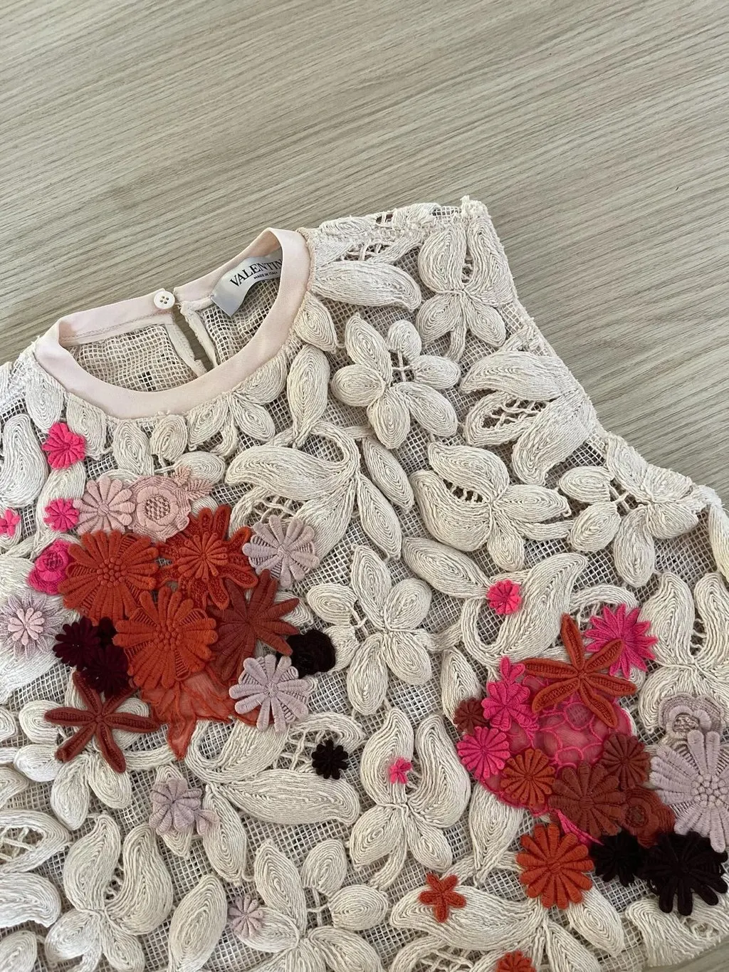 Valentino Beige Wool Knitwear Beige Wool Very good - Model View