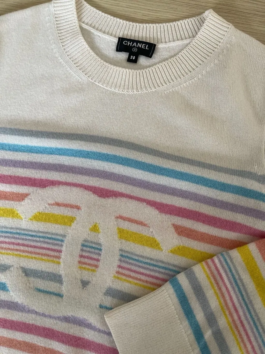 Chanel Wool Knitwear MultiColor Wool Very good - Model View