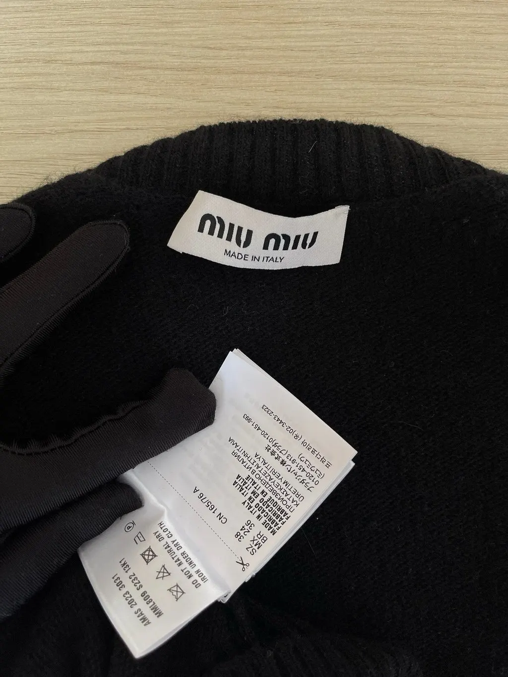 Miu Miu Black Cashmere Knitwear Black Cashmere Very good - Inside View