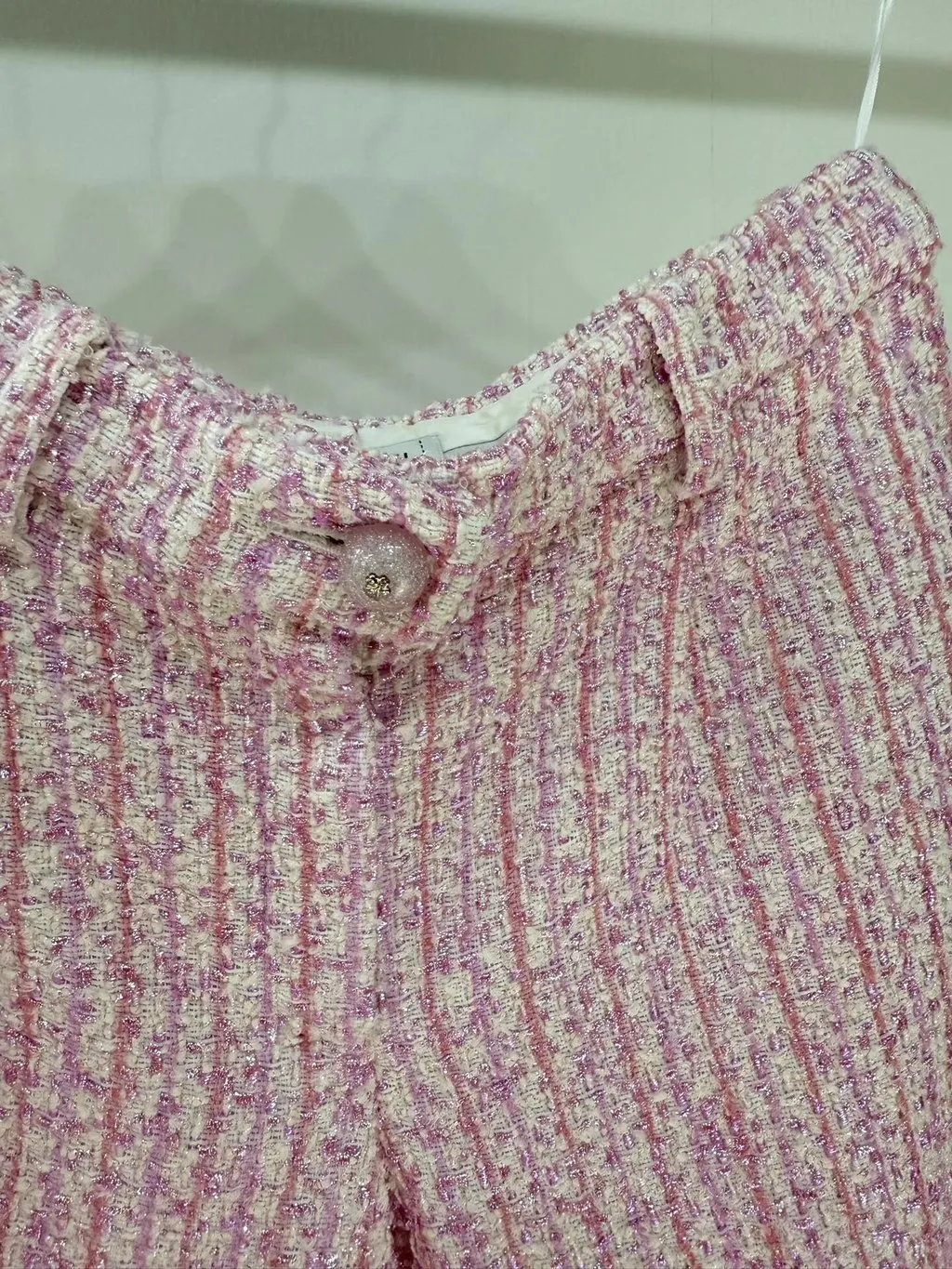 Chanel Pink Tweed Shorts Pink Tweed Very good - Back View