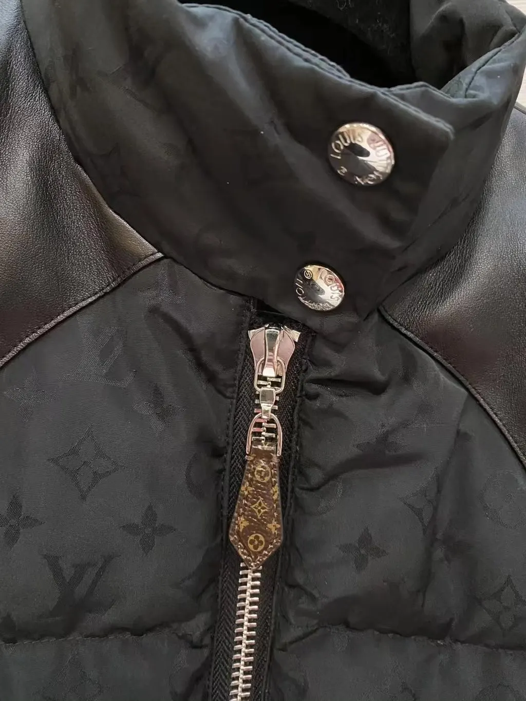 Louis Vuitton Polyamide Jacket MultiColor Polyamide Very good - Inside View