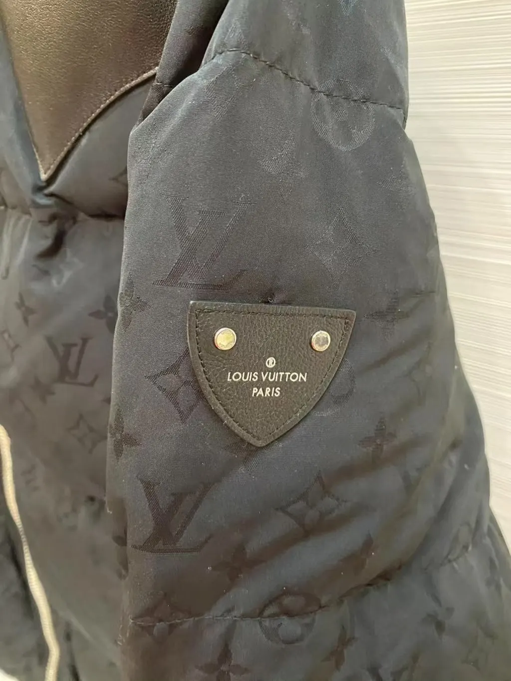 Louis Vuitton Polyamide Jacket MultiColor Polyamide Very good - Box View