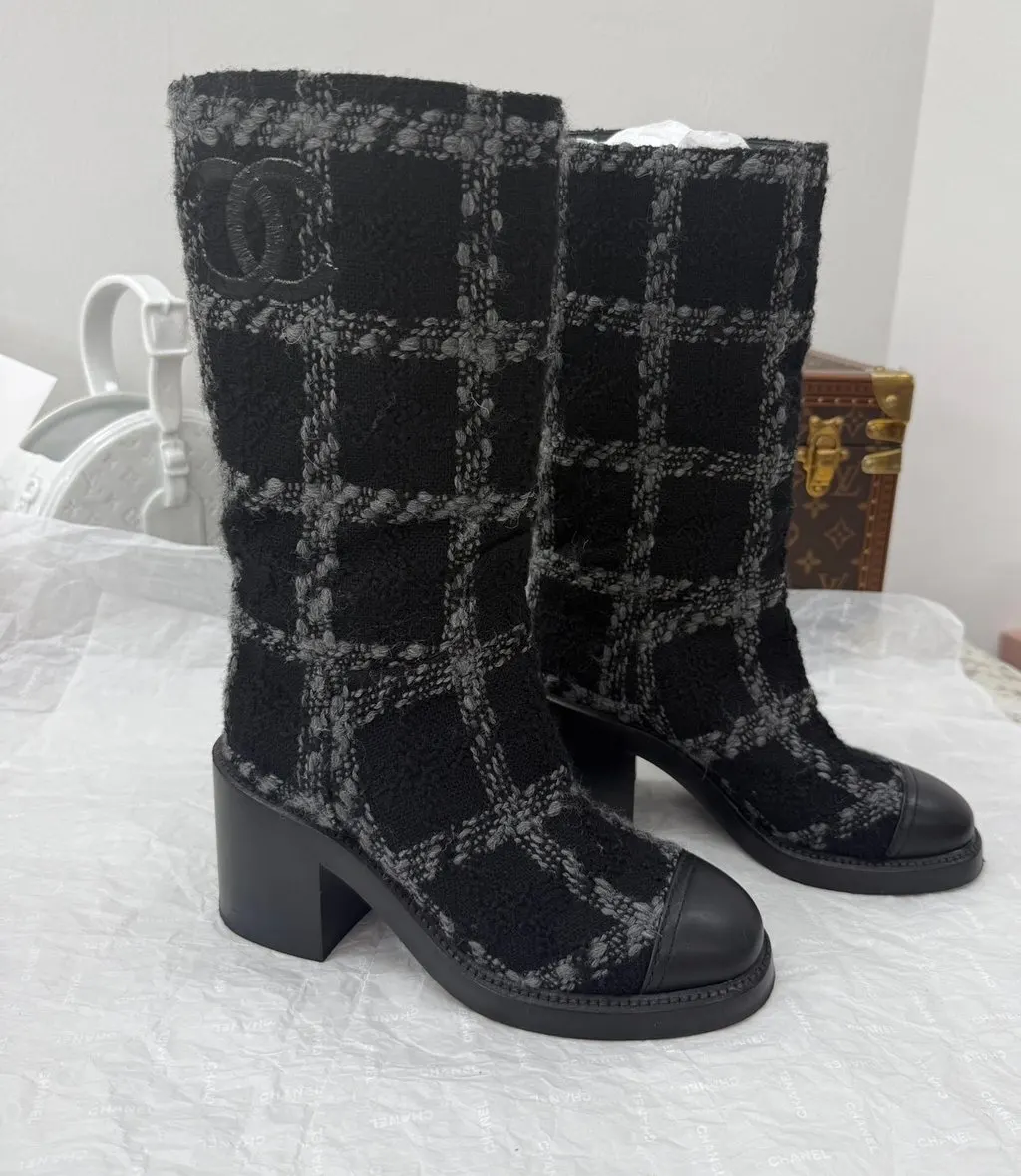 Chanel Tweed Boots MultiColor Tweed Very good - Back View