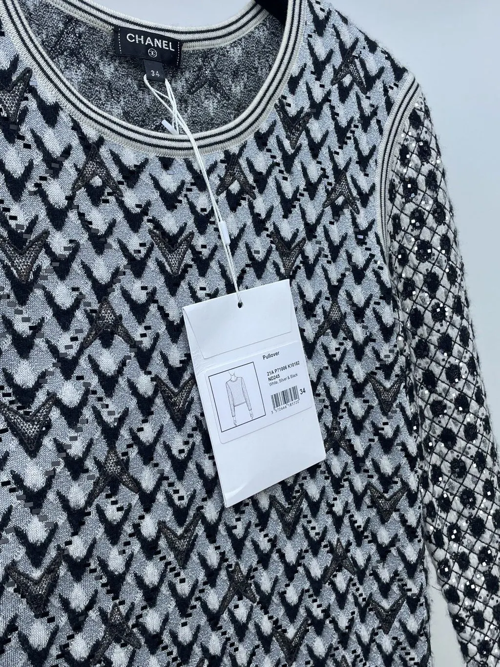 Chanel Wool Knitwear MultiColor Wool Very good - Box View