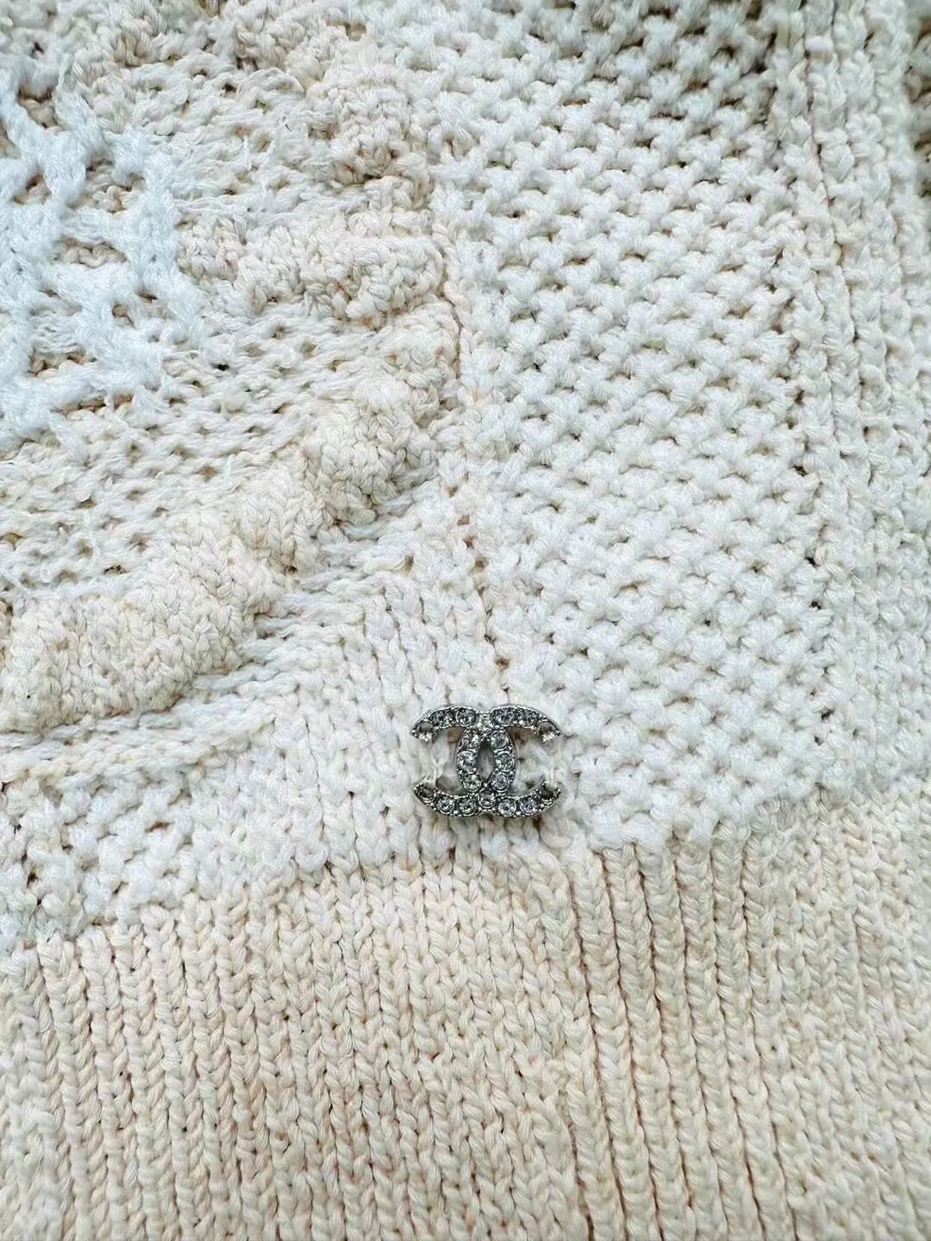 Chanel Beige Cotton Knitwear Beige Cotton Never worn - Model View