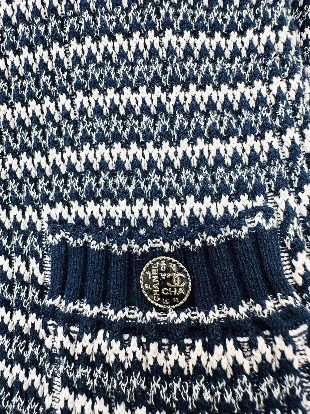 Chanel Cotton Knitwear MultiColor Cotton Very good - Box View
