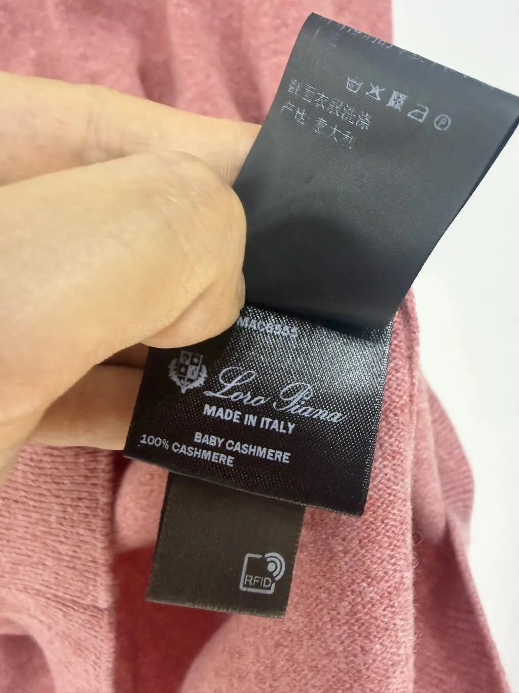 Loro Piana Pink Cashmere Top Pink Cashmere Never worn - Box View