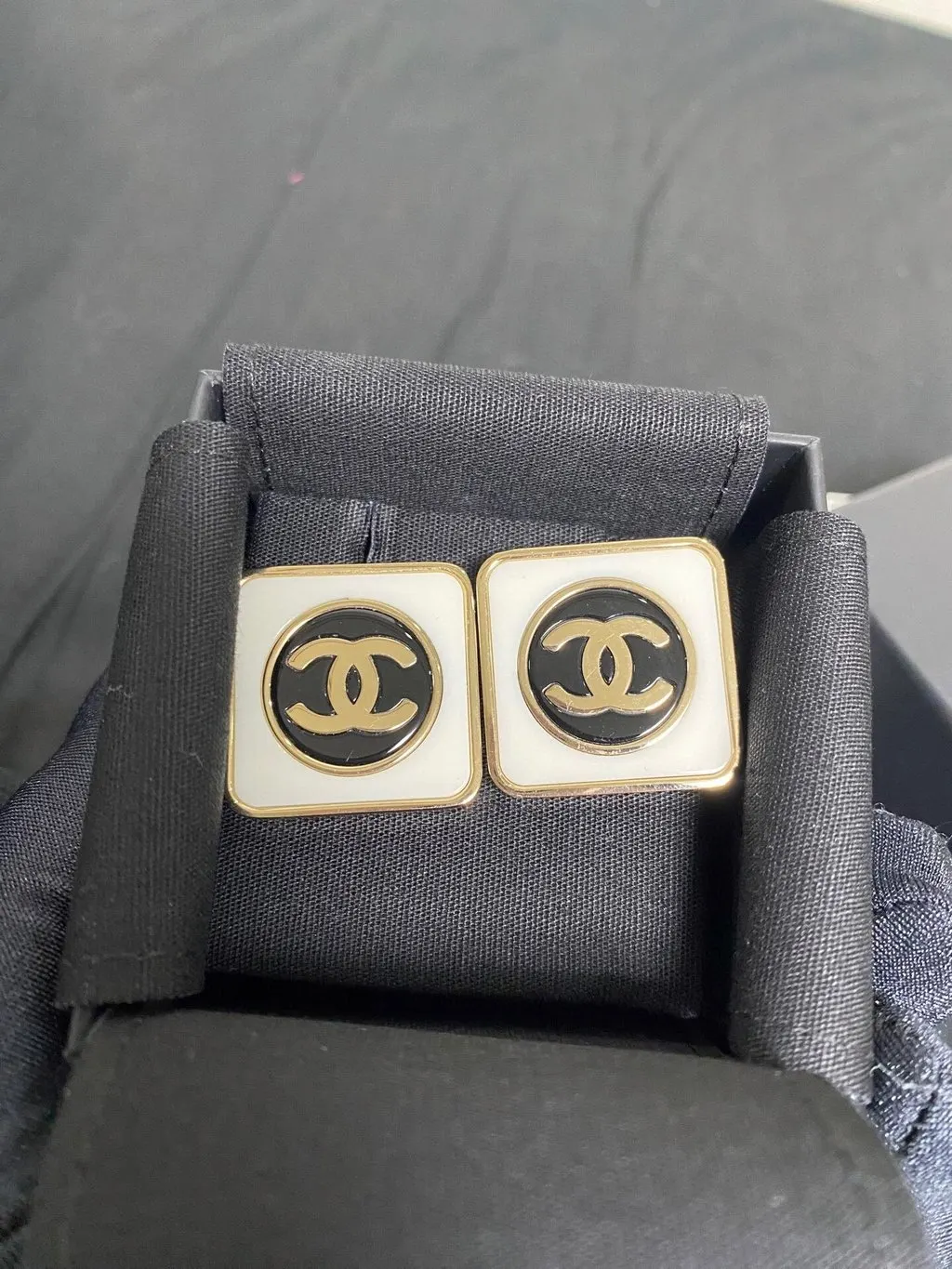 Chanel Metal Earrings MultiColor Metal Very good - Back View
