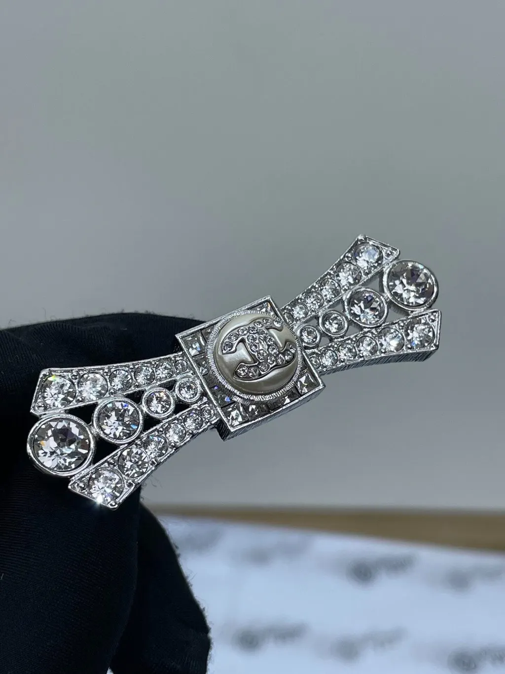 Chanel Silver Metal Brooch Silver Metal Very good - Inside View