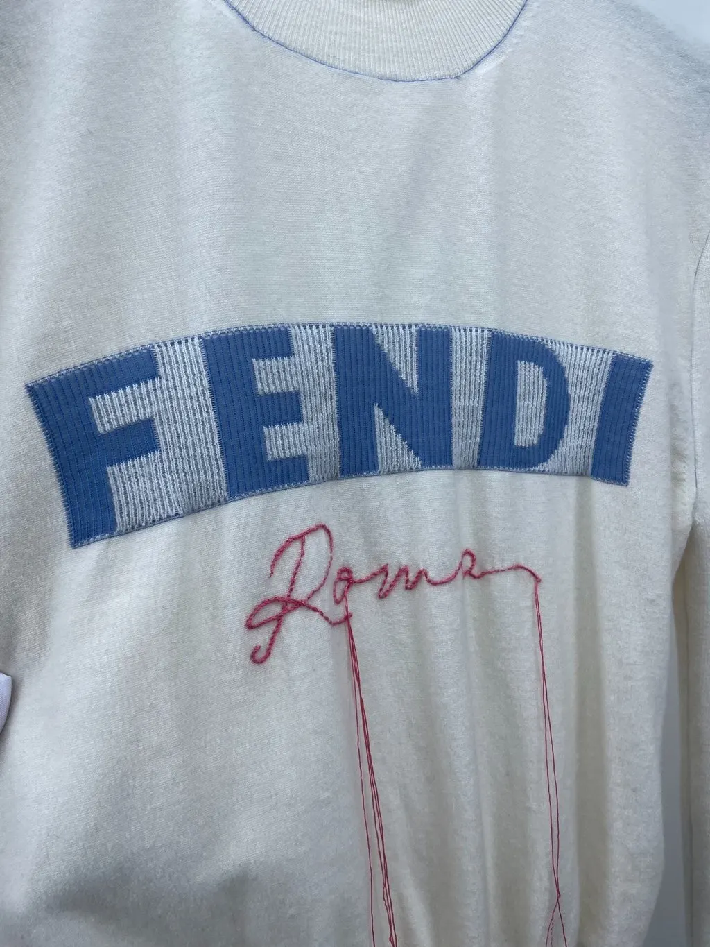 Fendi Ecru Cashmere Knitwear Ecru Cashmere Very good - Inside View