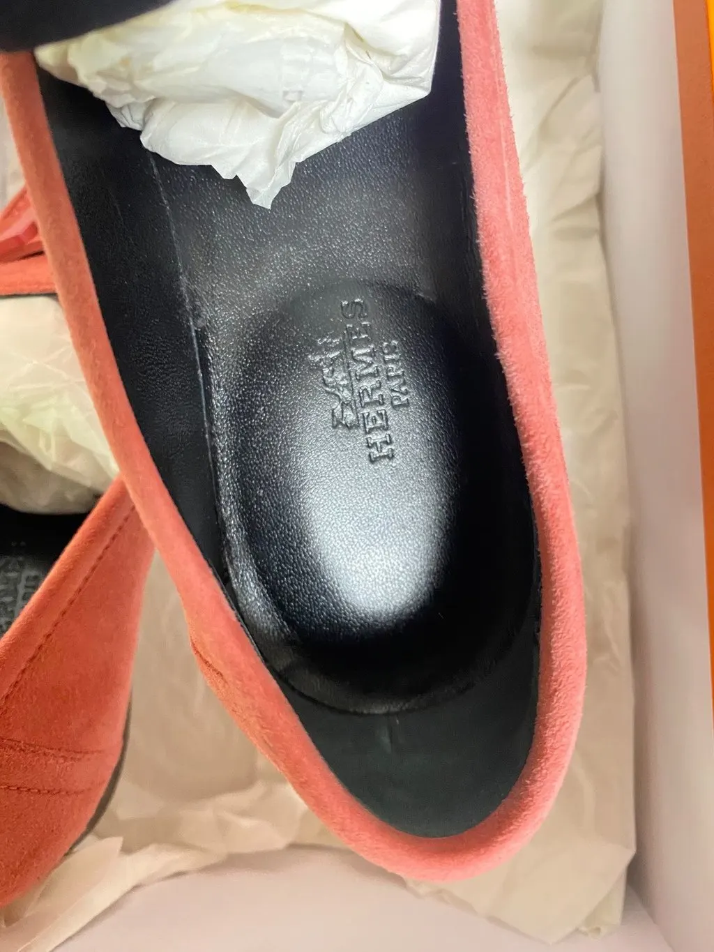 Hermès Pink Suede Flat Shoes Pink Suede Very good - Box View