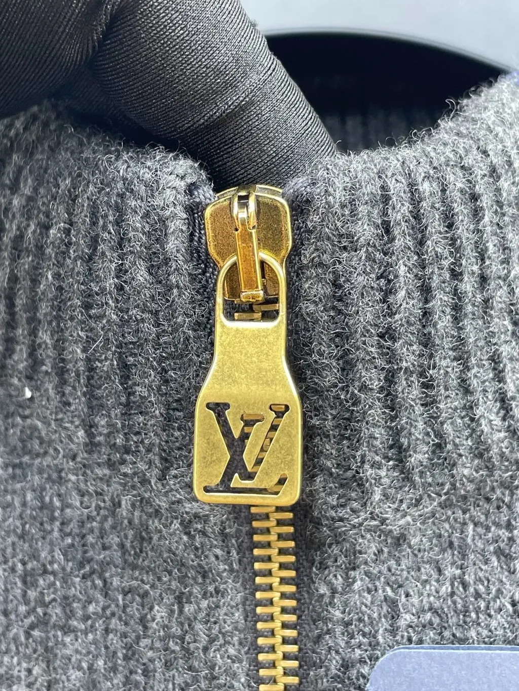 Louis Vuitton Black Wool Knitwear Black Wool Very good - Inside View