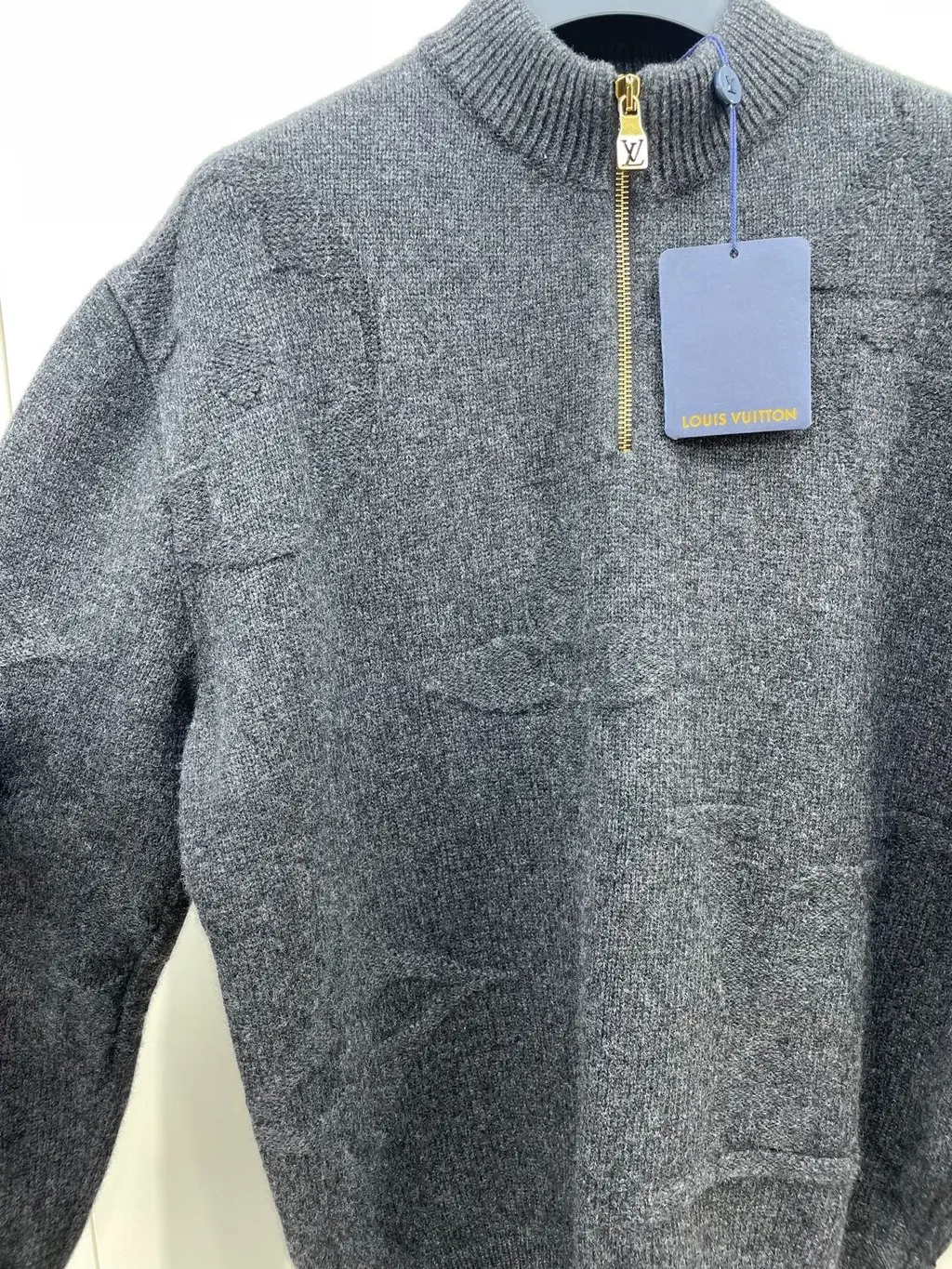 Louis Vuitton Black Wool Knitwear Black Wool Very good - Model View