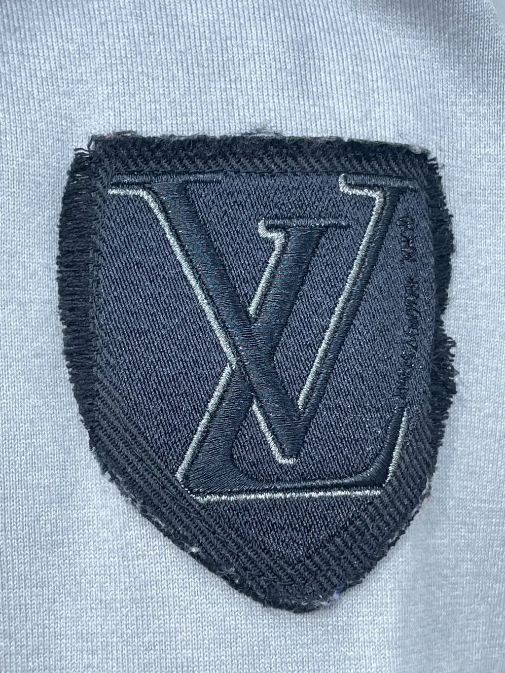 Louis Vuitton Grey Cotton Top Grey Cotton Very good - Model View