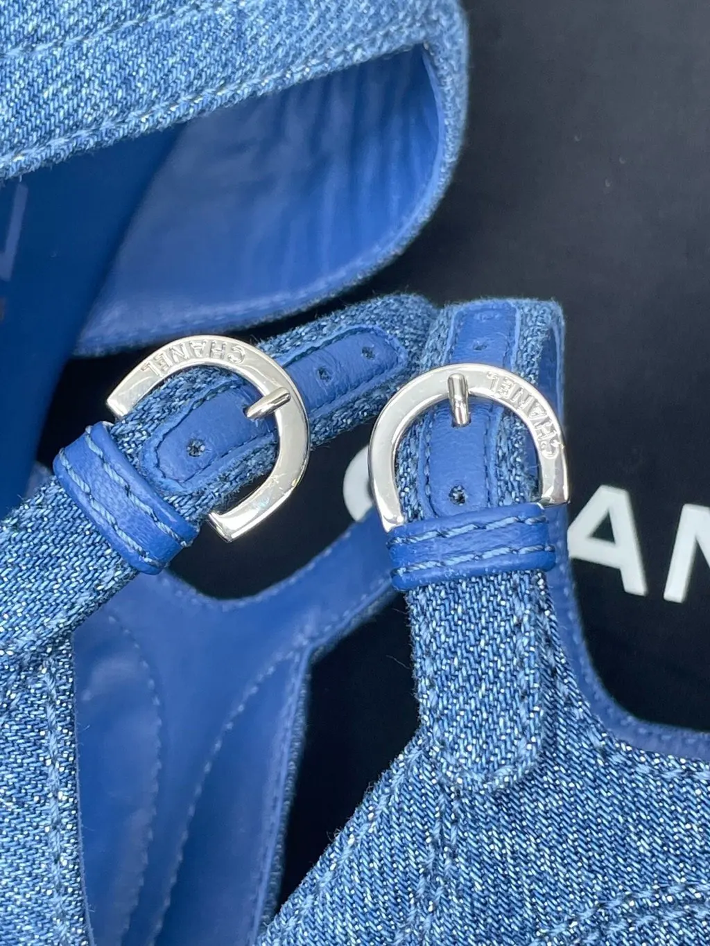 Chanel Blue Fabric Sandals Blue Denim Very good - Box View