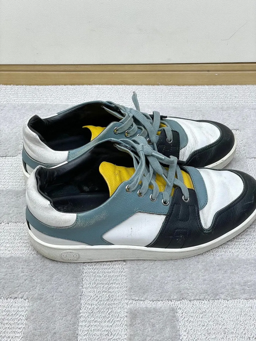 Hermès Leather Sneakers MultiColor Leather Very good - Back View