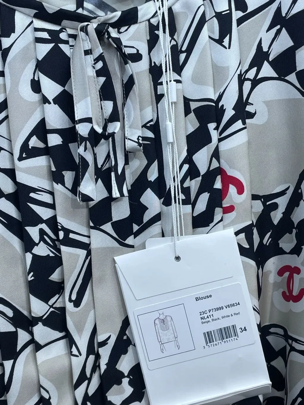 Chanel Silk Top MultiColor Silk Very good - Inside View