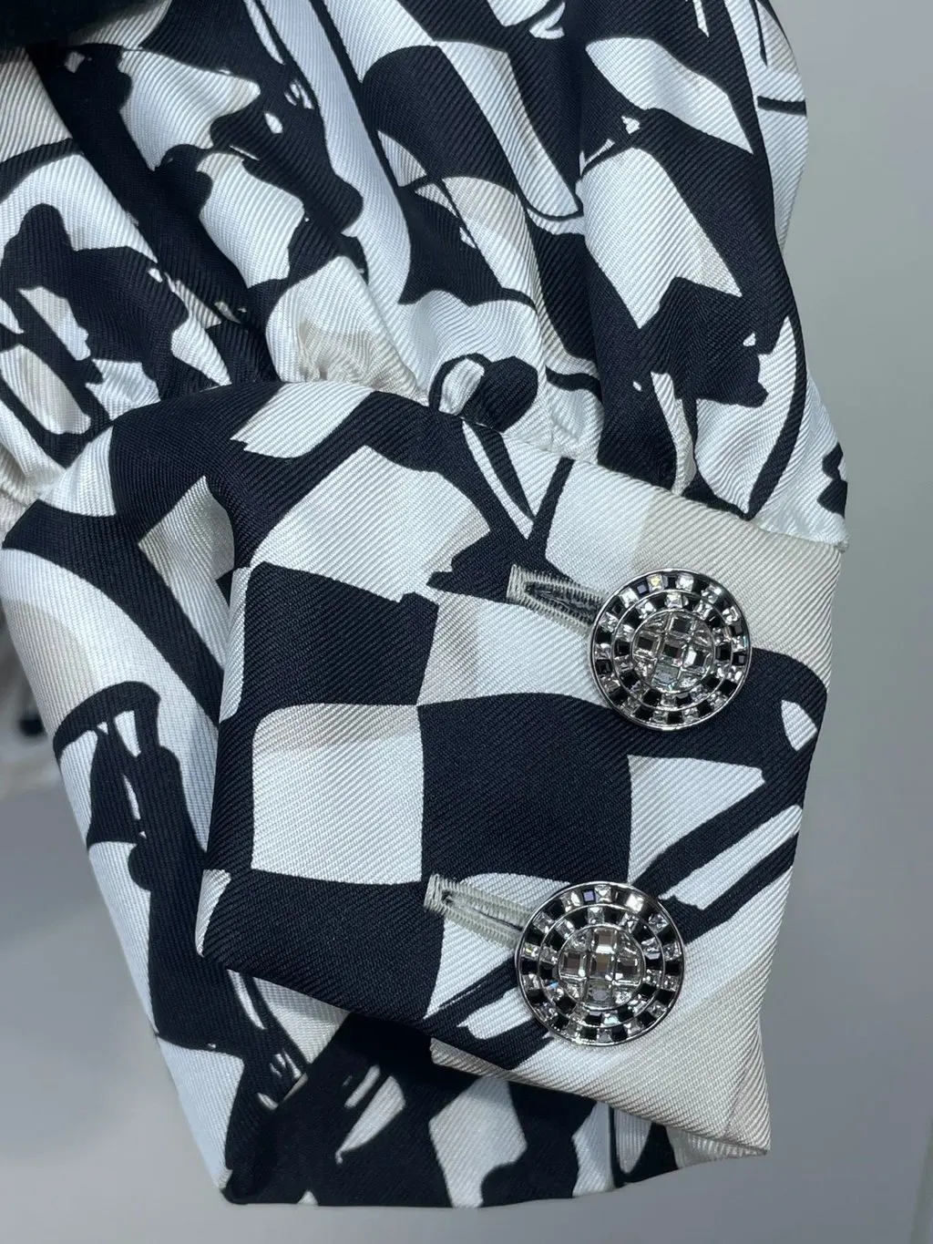 Chanel Silk Top MultiColor Silk Very good - Box View