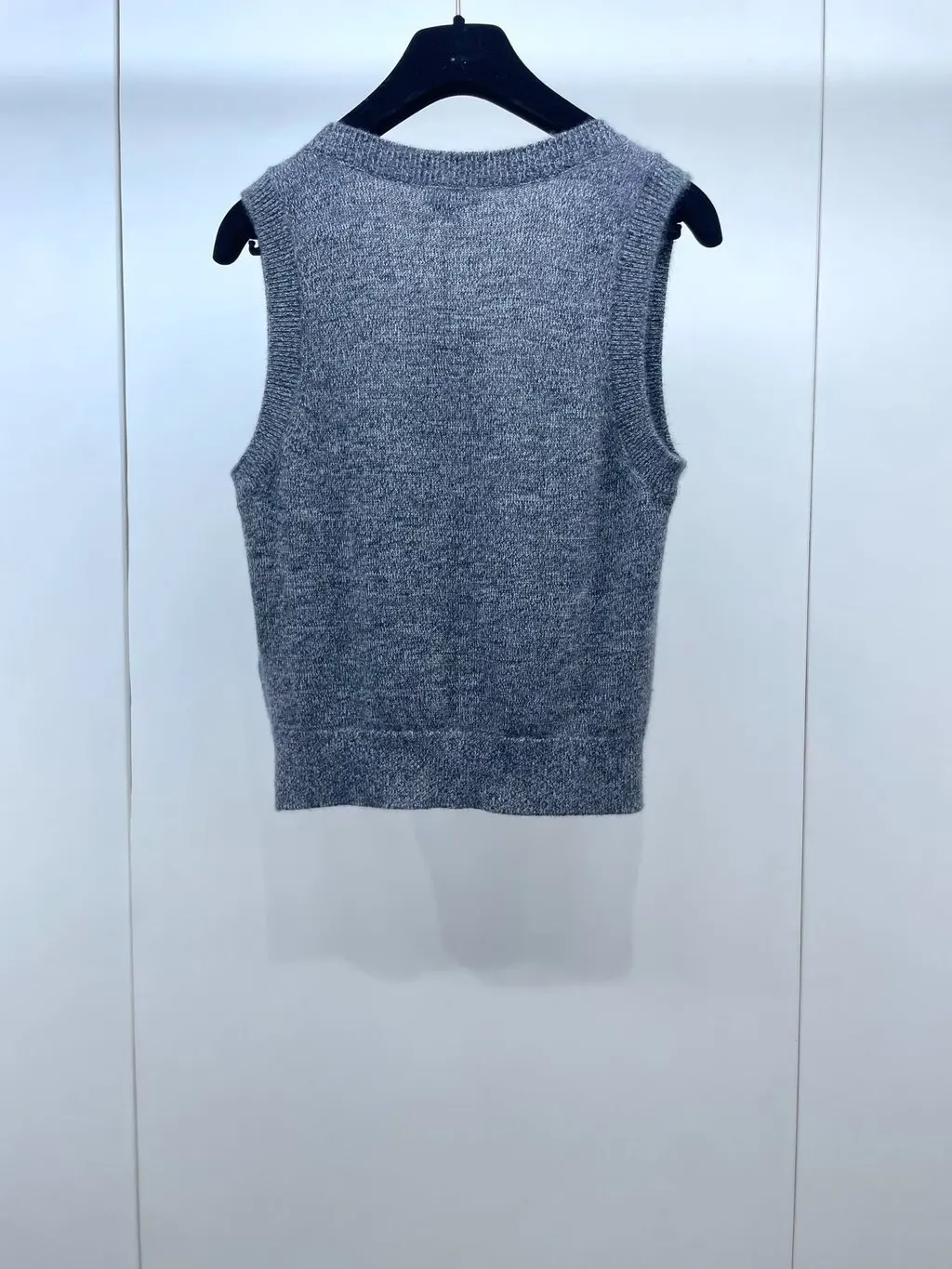 Chanel Cashmere Knitwear MultiColor Cashmere Very good - Back View