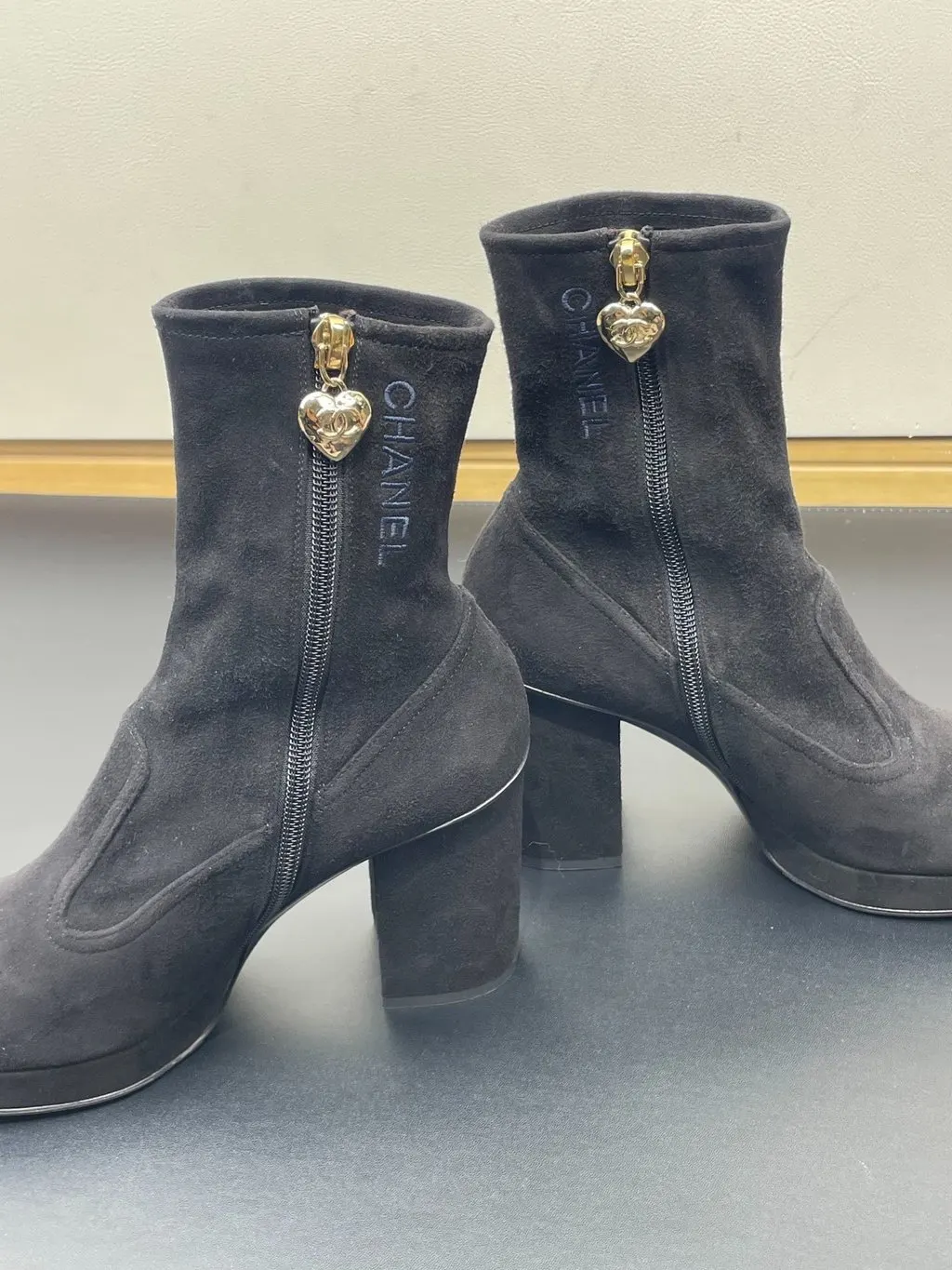 Chanel Black Suede Boots Black Suede Very good - Inside View