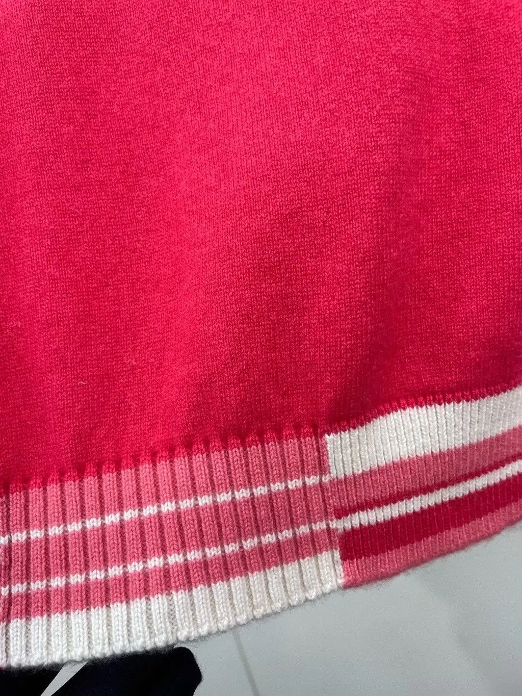 Chanel Red Cashmere Skirt Red Cashmere Very good - Model View