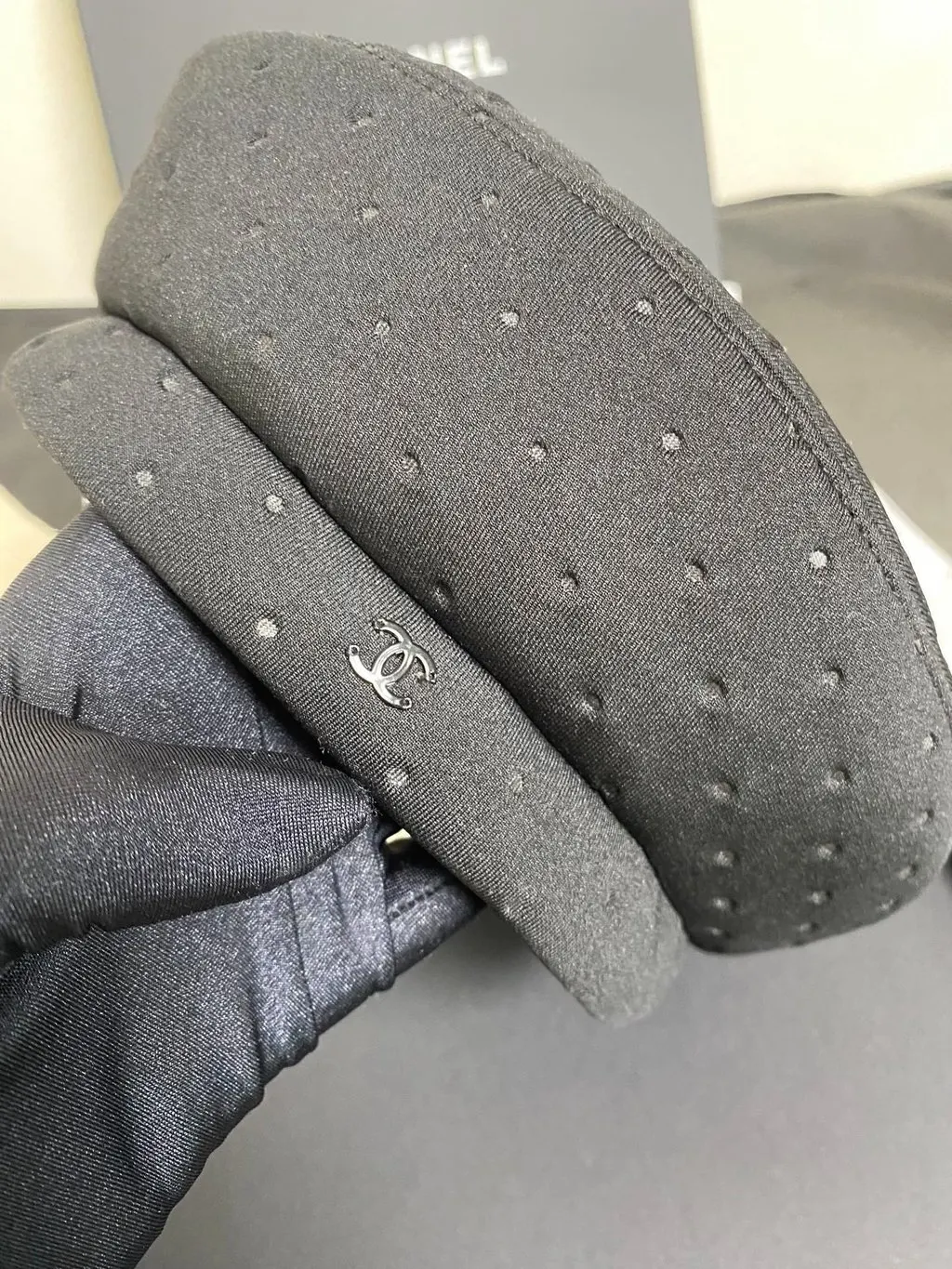 Chanel Black Wool Hat Black Wool Very good - Back View