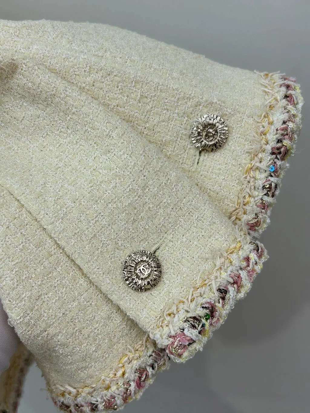 Chanel Ecru Tweed Jacket Ecru Tweed Very good - Inside View