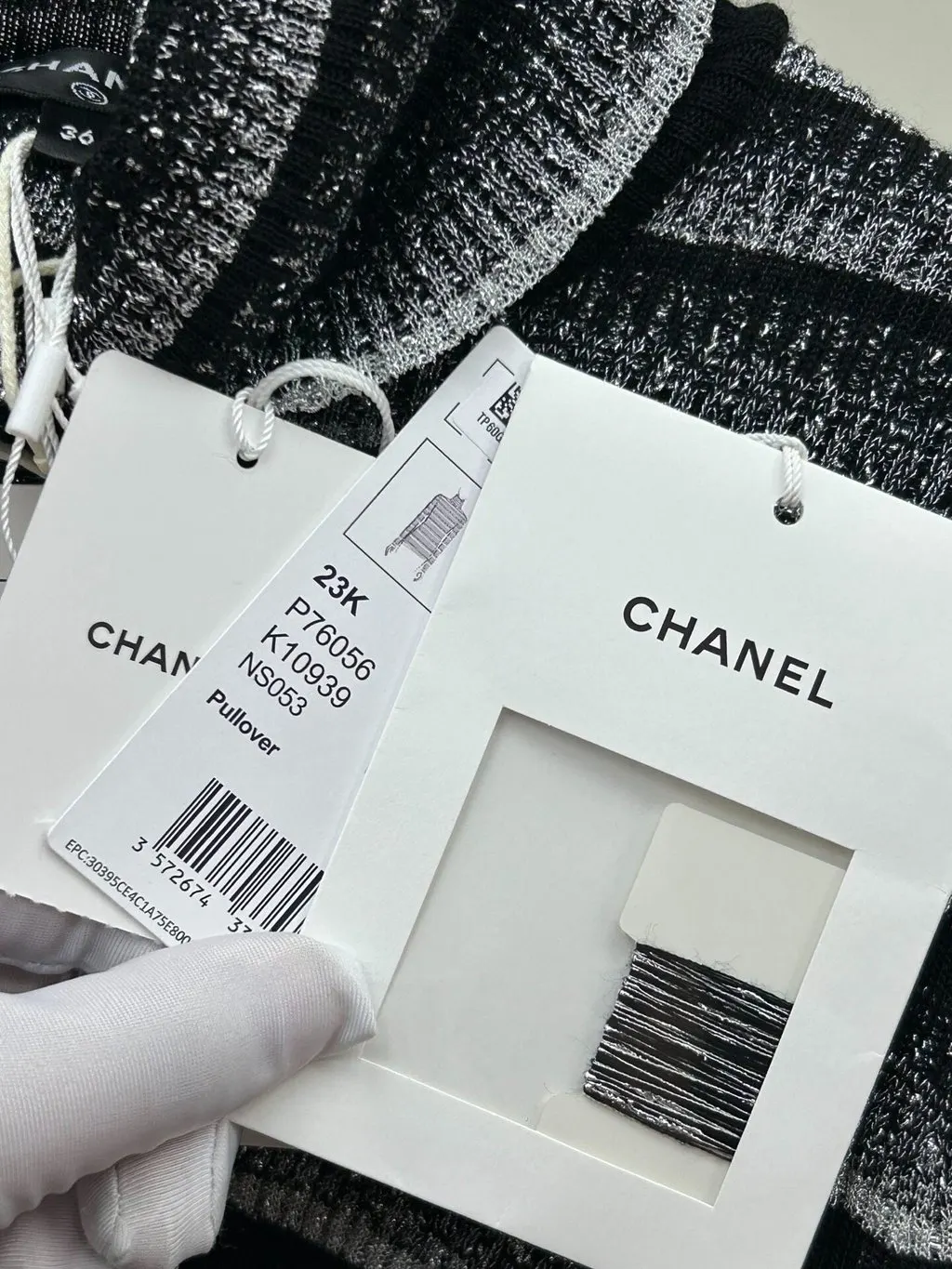 Chanel Wool Knitwear MultiColor Wool Very good - Model View
