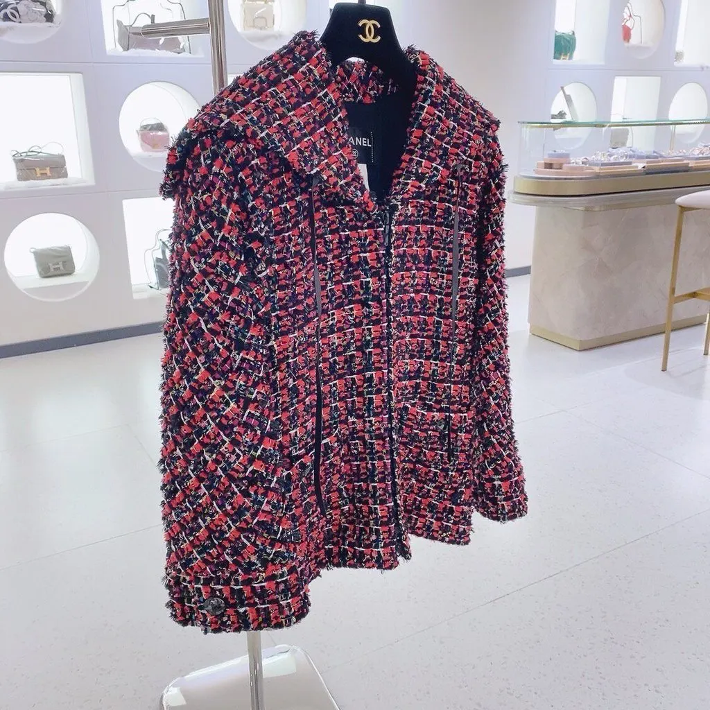 Chanel Tweed Jacket MultiColor Tweed Very good - Model View