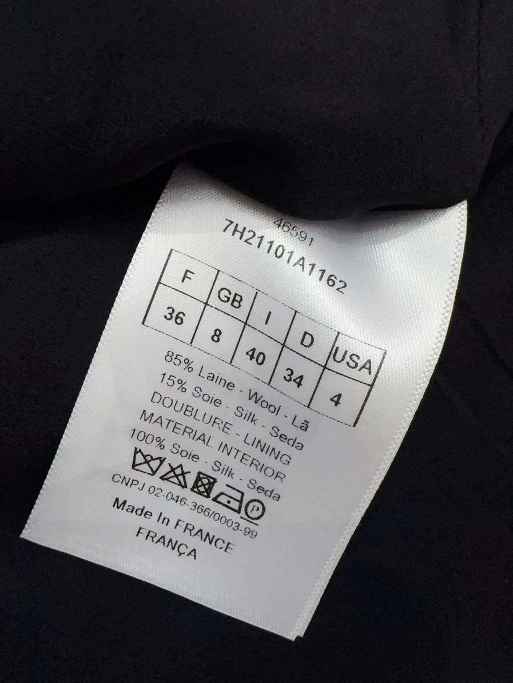 Dior Black Silk Top Black Silk Never worn - Model View