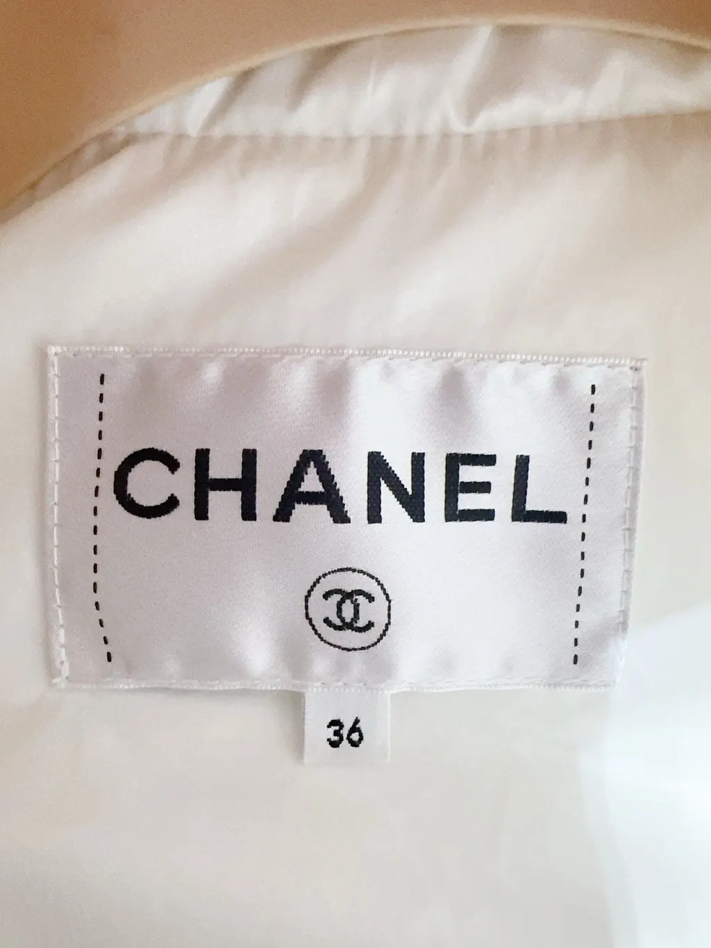 Chanel White Polyamide Jacket White Polyamide Very good - Model View