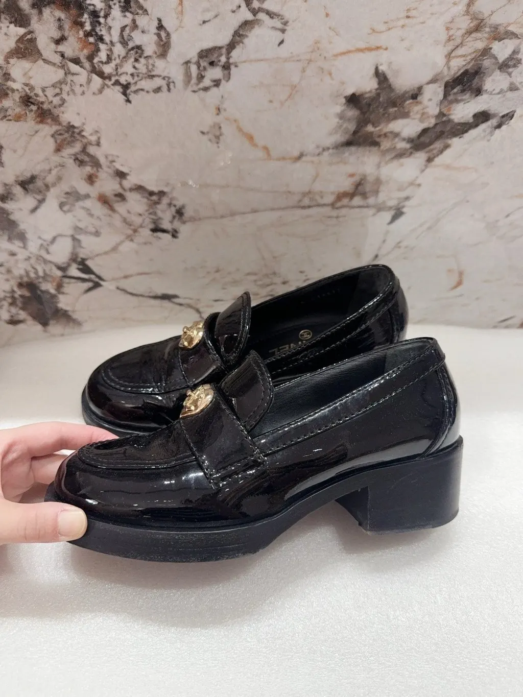 Chanel Black Leather Flat Shoes Black Leather Very good - Inside View