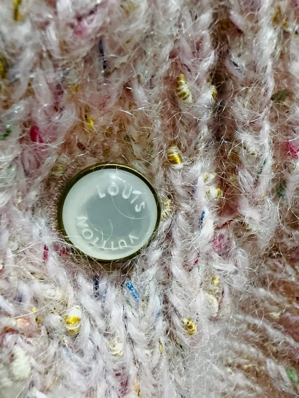 Louis Vuitton Pink Wool Knitwear Pink Wool Never worn - Inside View