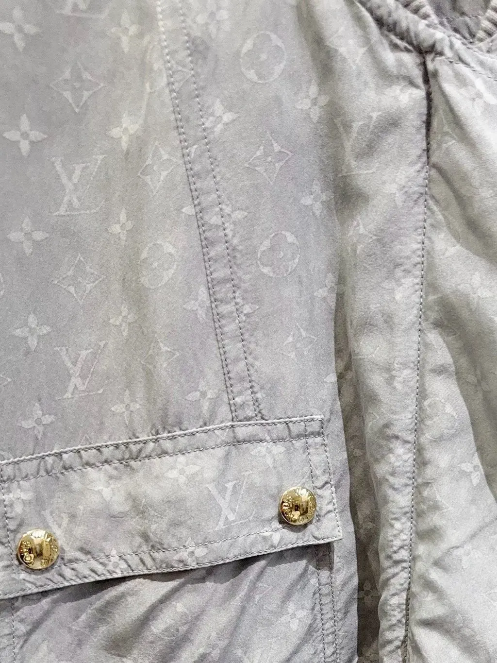 Louis Vuitton Grey Silk Dress Grey Silk Never worn, with tag - Inside View