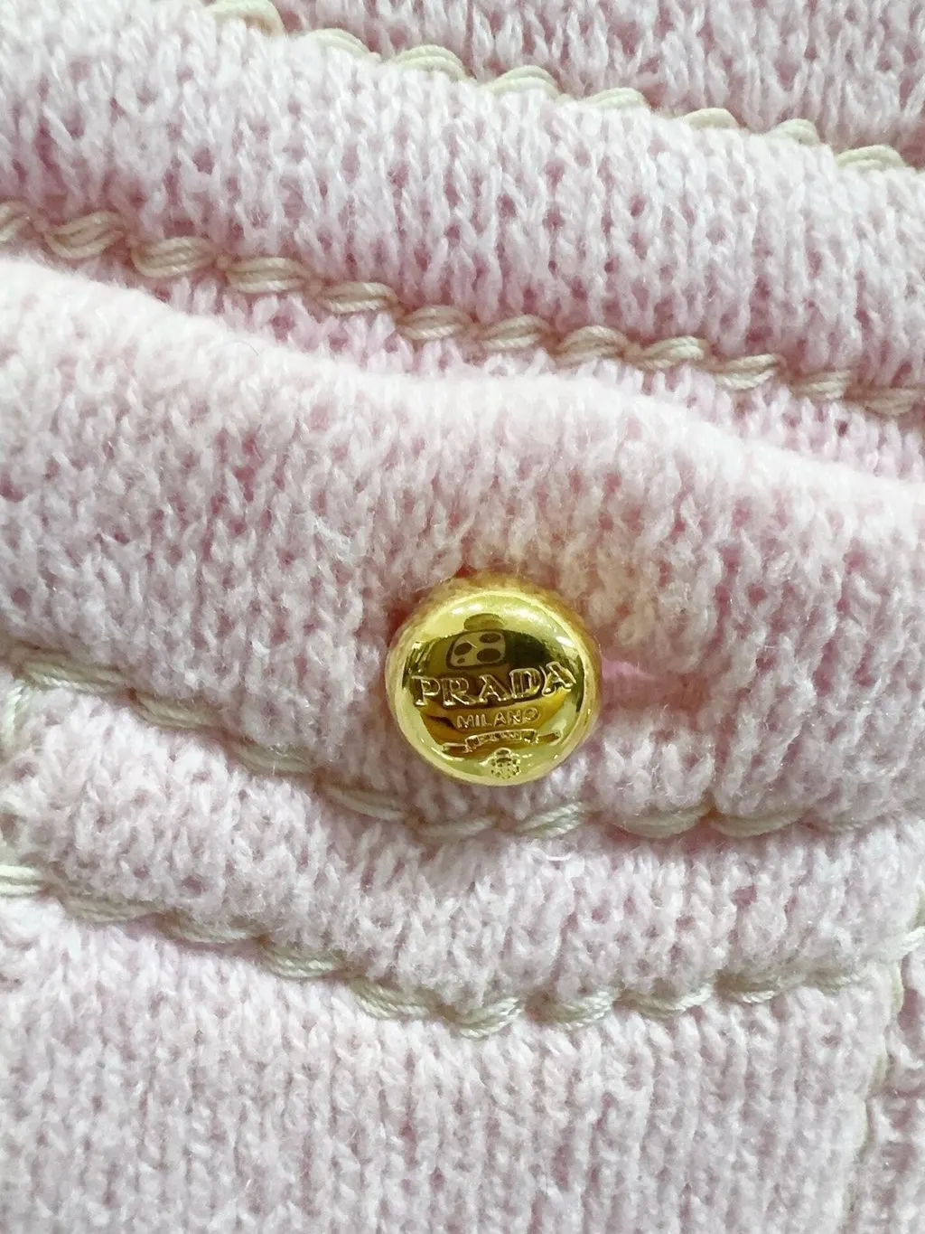 Prada Pink Cashmere Knitwear Pink Cashmere Never worn, with tag - Back View