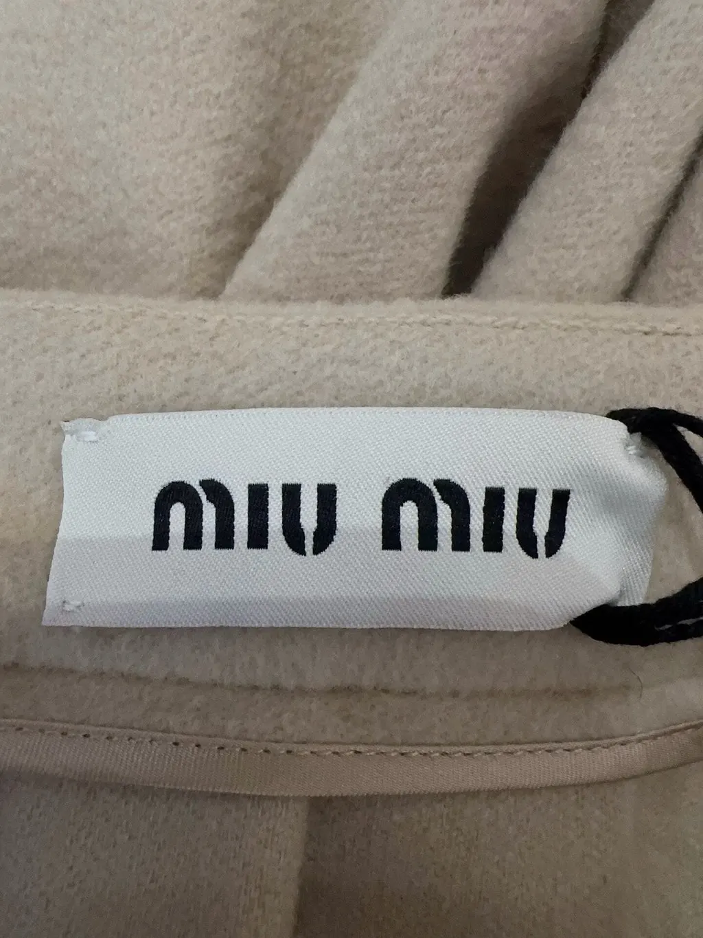 Miu Miu Beige Wool Skirt Beige Wool Never worn - Inside View
