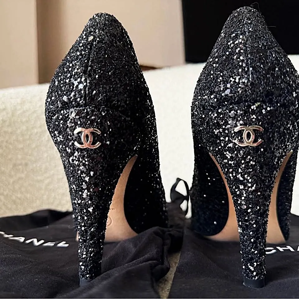 Chanel limited edition Black Very good - Inside View