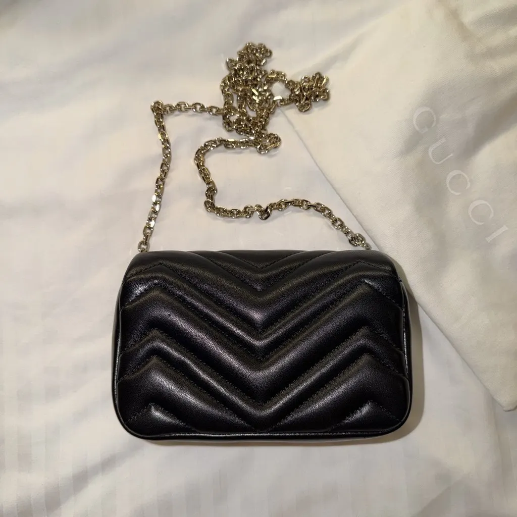 Gucci GG Marmont Black Leather Never worn - Back View