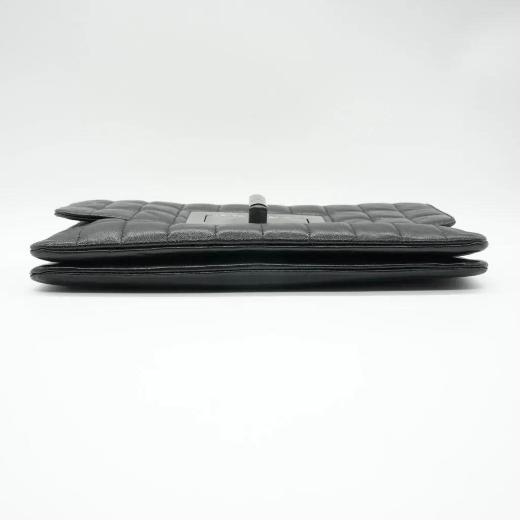 Chanel 2.55 Chocolate Bar Shoulder Bag Lambskin Reissue Black (2004-2005) Black Leather Good - Inside View