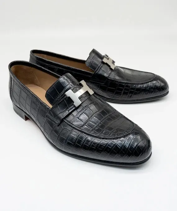 Hermès Size 42 Black Crocodile Leather Shoes Black Leather Never worn - Back View