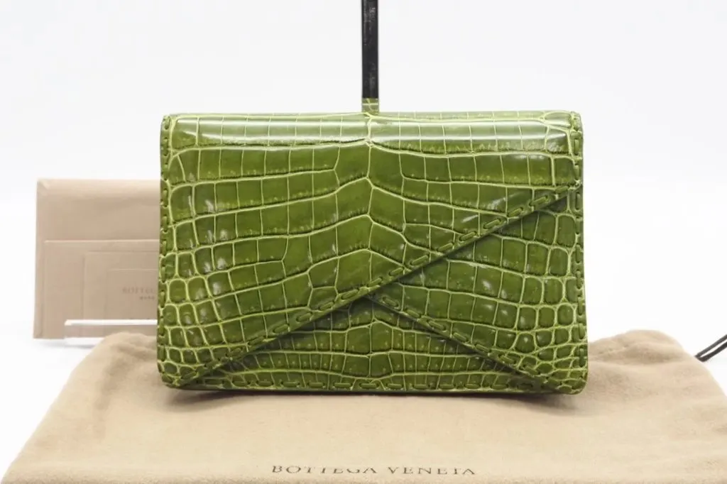 Bottega Veneta Green Crocodile Leather Piano Crisscross Clutch Green Leather Good - Back View