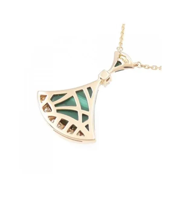 Bvlgari Diva Dream Malachite and Diamond Necklace MultiColor Very good - Model View