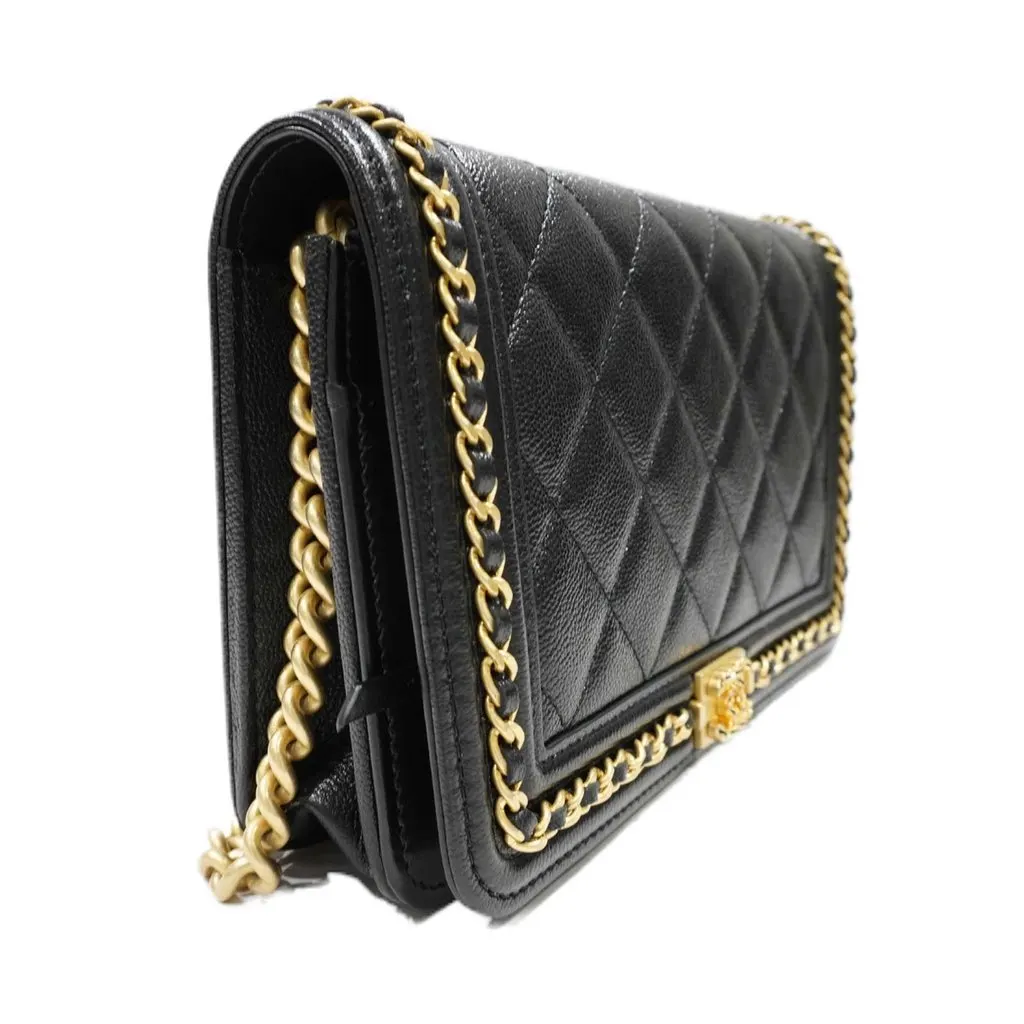 Chanel Black Caviar Leather Chain Shoulder Bag Black Leather Never worn - Model View