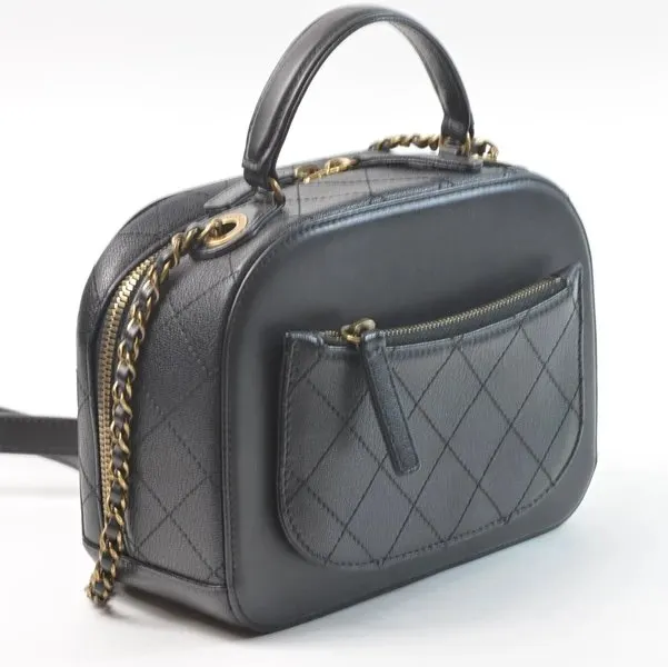 Chanel Black Quilted Leather Vanity Case Shoulder Bag Black Leather Very good - Front View