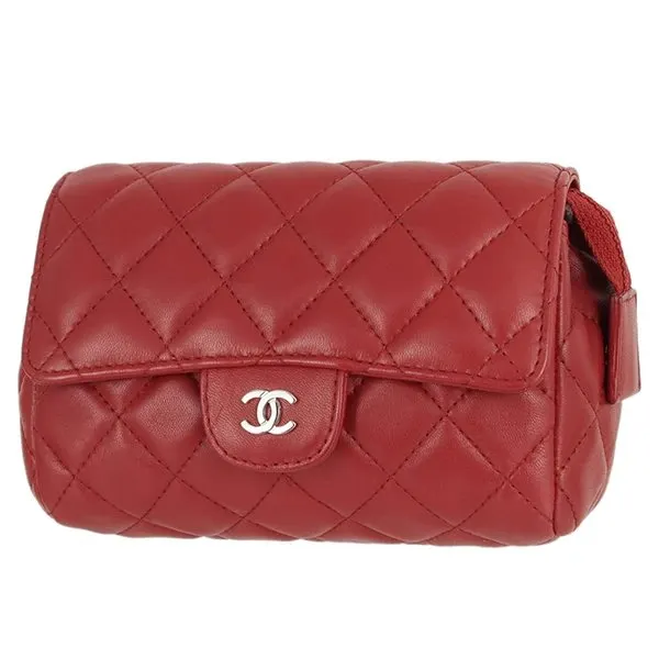 Chanel Red Quilted Cosmetic Pouch Red Leather Very good - Front View
