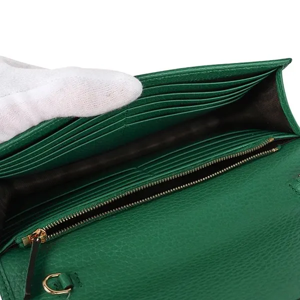 Gucci Green Calfskin Leather Dollar Interlocking G Chain Shoulder Bag Green Leather Never worn - Box View