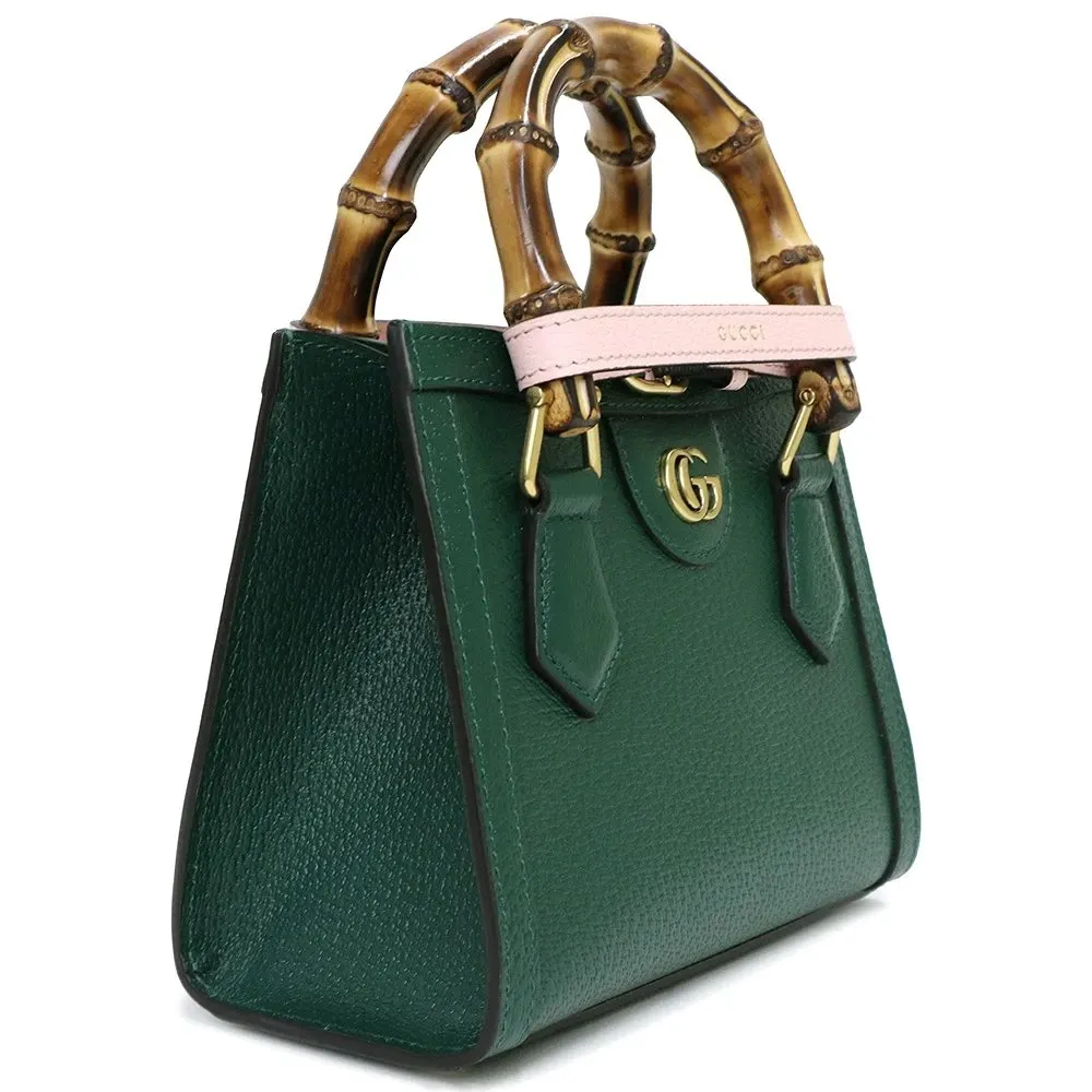Gucci Green Calfskin Leather Mini Diana Tote Bag Green Leather Never worn - Model View