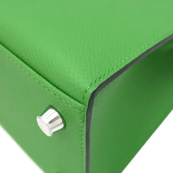 Hermès 2023 (Stamp B) Size 25 Epsom leather Kelly Vert Yucca in Color with Palladium Hardware MultiColor Leather Very good - Model View