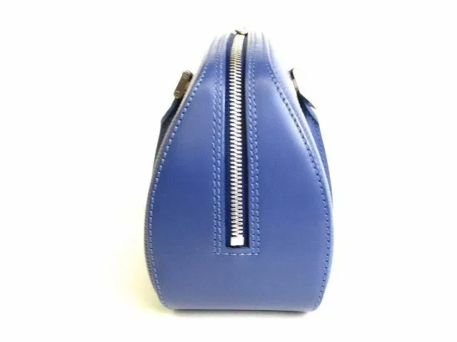 Louis Vuitton Myrtille Blue Epi Leather Jasmine Bag Blue Leather Never worn - Model View