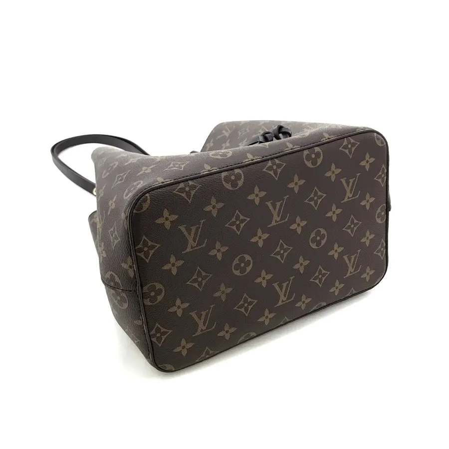 Louis Vuitton Noe Shoulder Bag MultiColor Canvas Very good - Model View